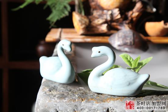 茶宠系列-心爱的小天鹅茶宠--出格款式的茶宠4