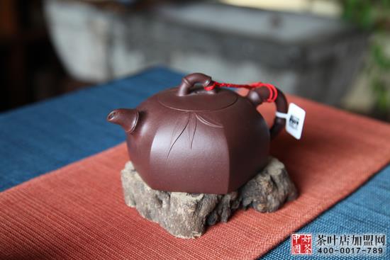 茶叶茶具零售，茶叶茶具展现，自制实惠紫沙壶2