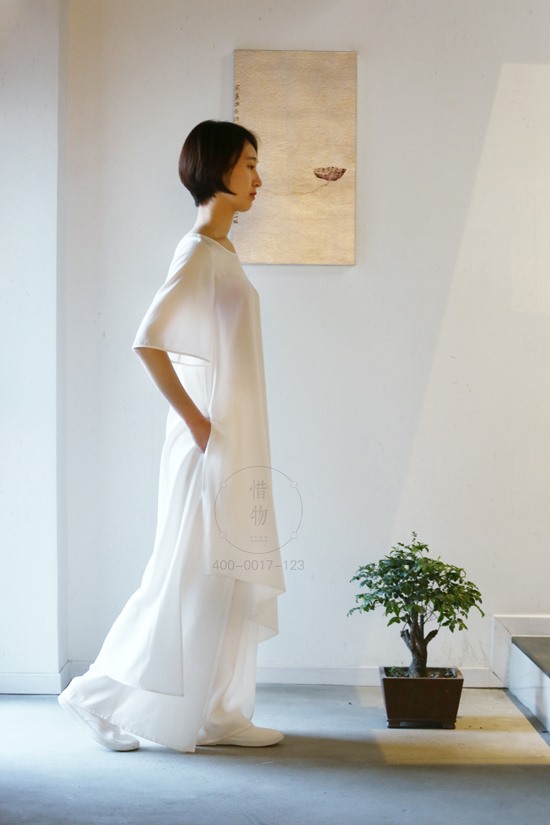 中国茶服品牌－惜物棉麻茶服典范女装连衣裙－茶服女装典范格式展现