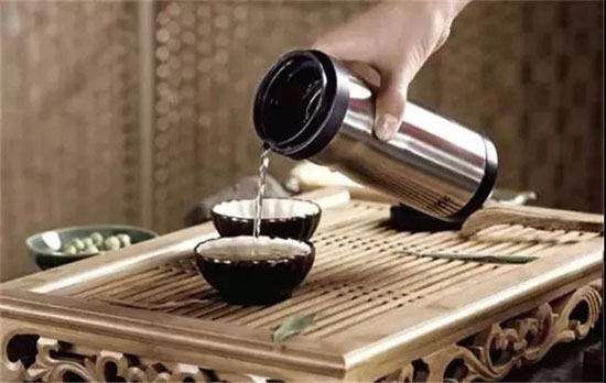 不锈钢沏茶的风险